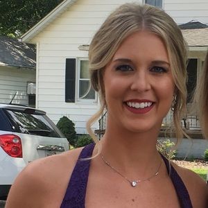 Meet your Posher, Jenna